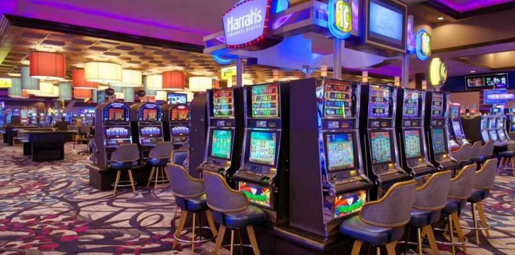 Want to learn how to play at online casino